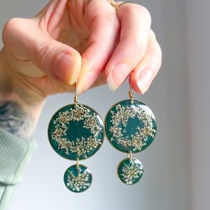 Wilde Möhre Ohrringe, rund, golden