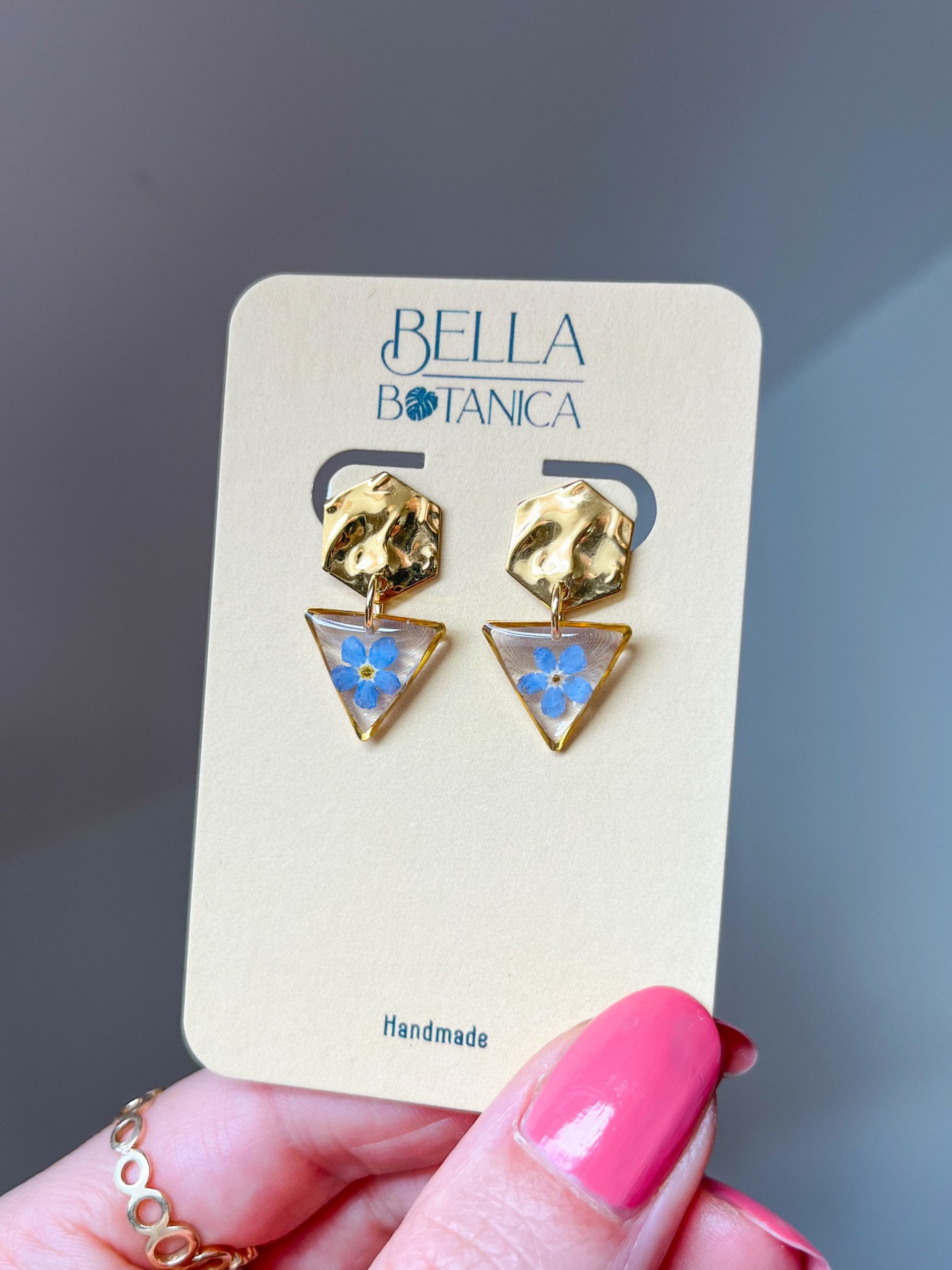 Vergissmeinnicht Ohrstecker, dreieckig, golden