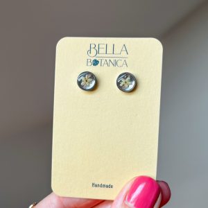 Schwarze Holunderblüte Ohrstecker, 8mm, silbern