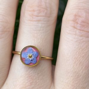 Ring mit Vergissmeinnicht, golden